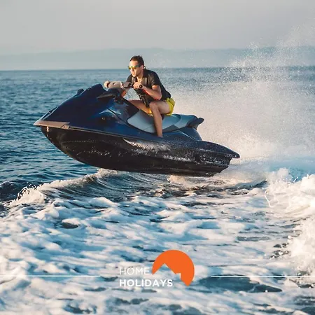 Апартаменти #103 Foxy V By Holidays *